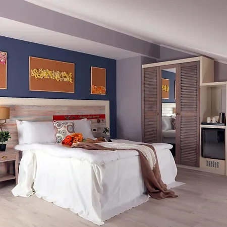 Hotel Michelangelo Boutique 2*
